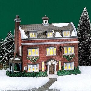 NIB Dickens Village Series Gad’s Hill Place